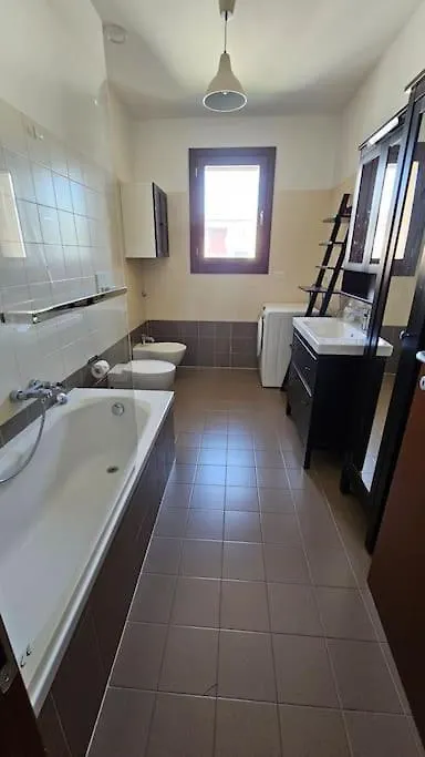 Апартаменты 13Th Floor, Garage Gratis, Metro M5 A 200Mt, Giardino Giochi, Bicocca Милан 0*,  Италия