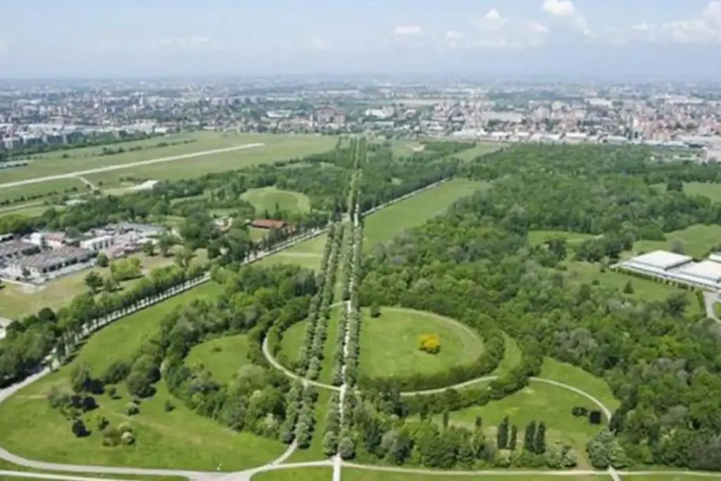 Апартаменты 13Th Floor, Garage Gratis, Metro M5 A 200Mt, Giardino Giochi, Bicocca Милан
